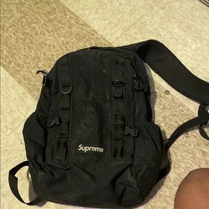 Supreme Black Men's Backpack